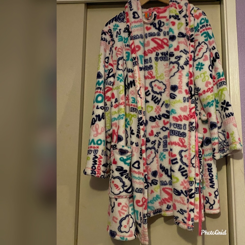 Love cozy bath robe